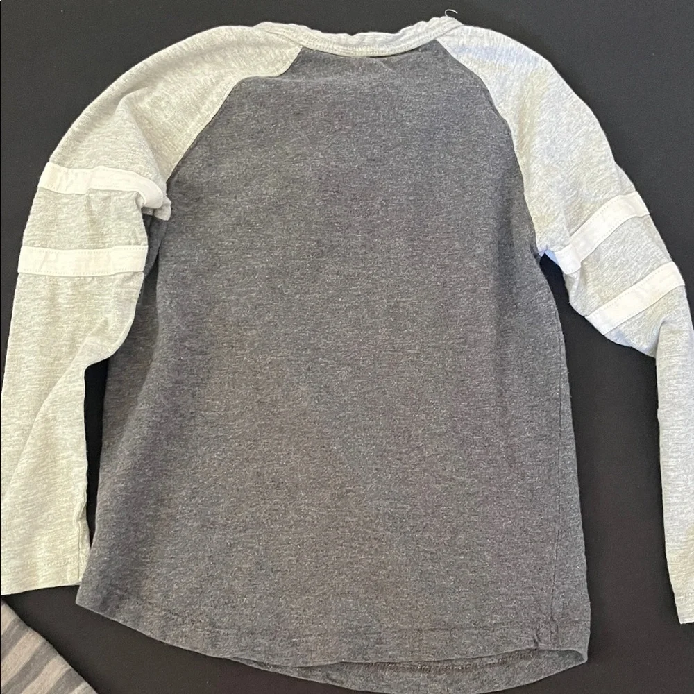 Gray Striped and Heathered Kids Tees set - Boys 5T - Picture 5 of 5